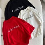 تی‌ شرت باکسی زنانه طرح Calvin Klein